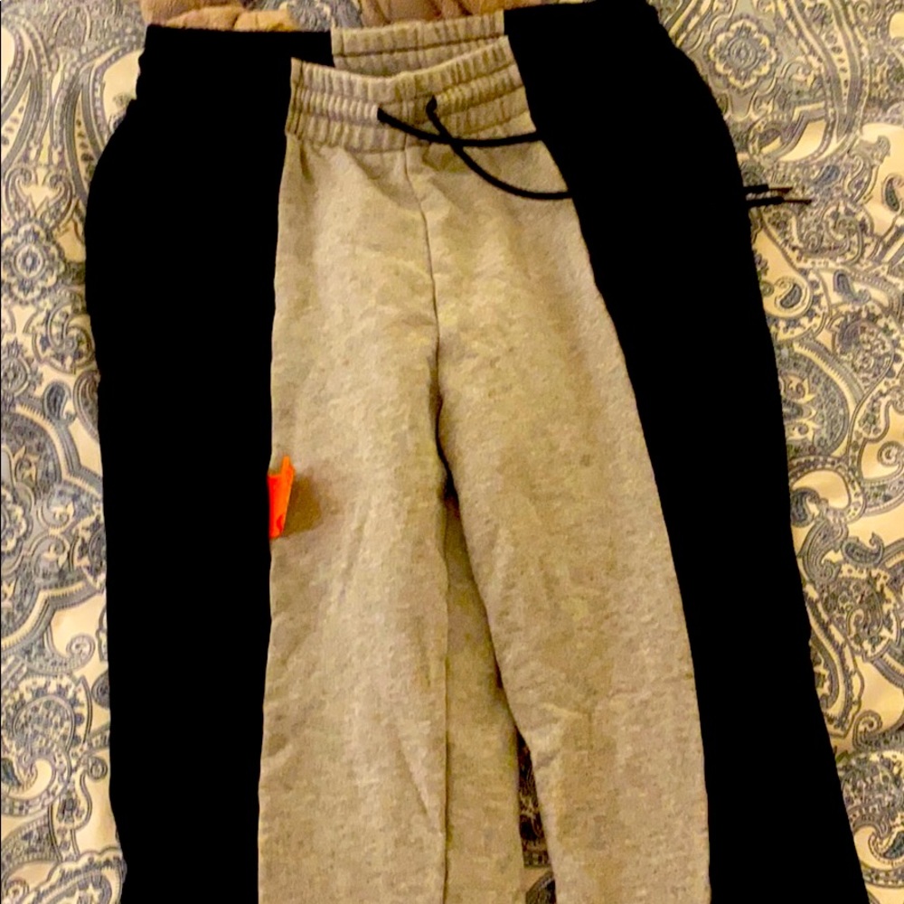 Adika Sweatpants